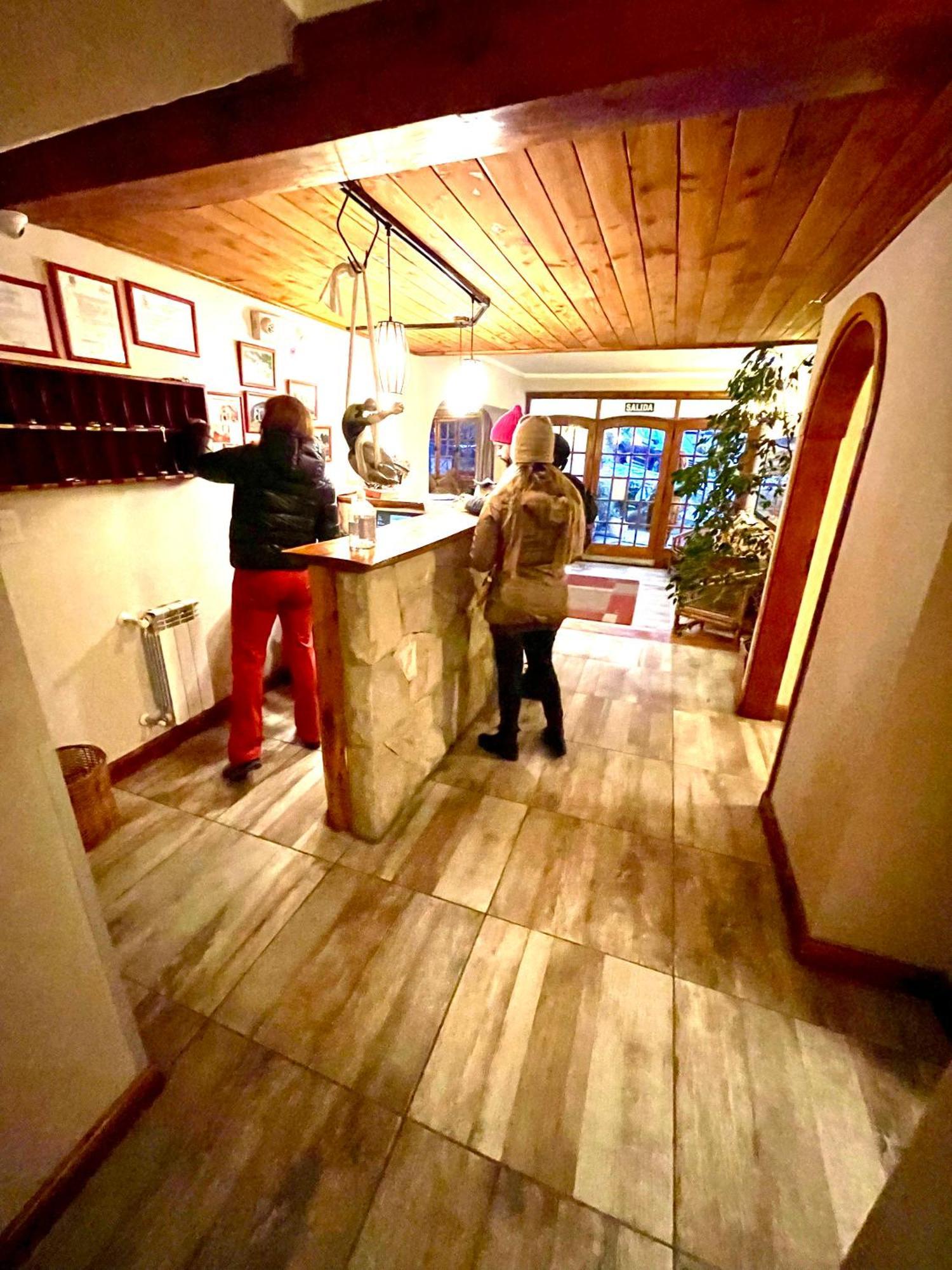Las Marianas Hotel San Carlos de Bariloche Luaran gambar